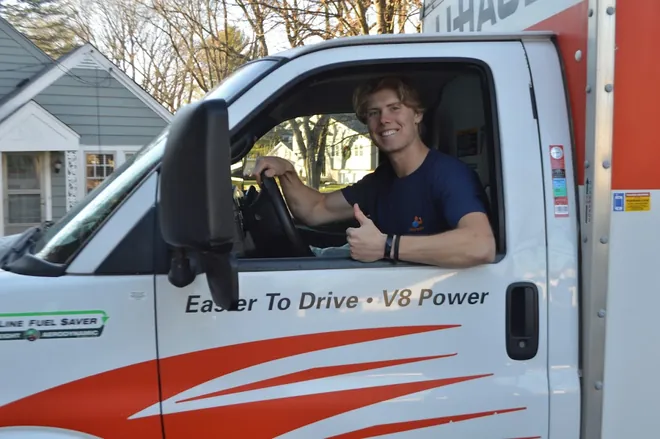 Smiling mover